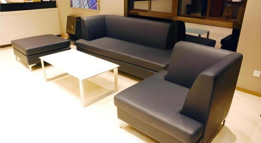 Hotel Comfort International Automobile Tongji